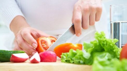 Cut vegetables with a knife